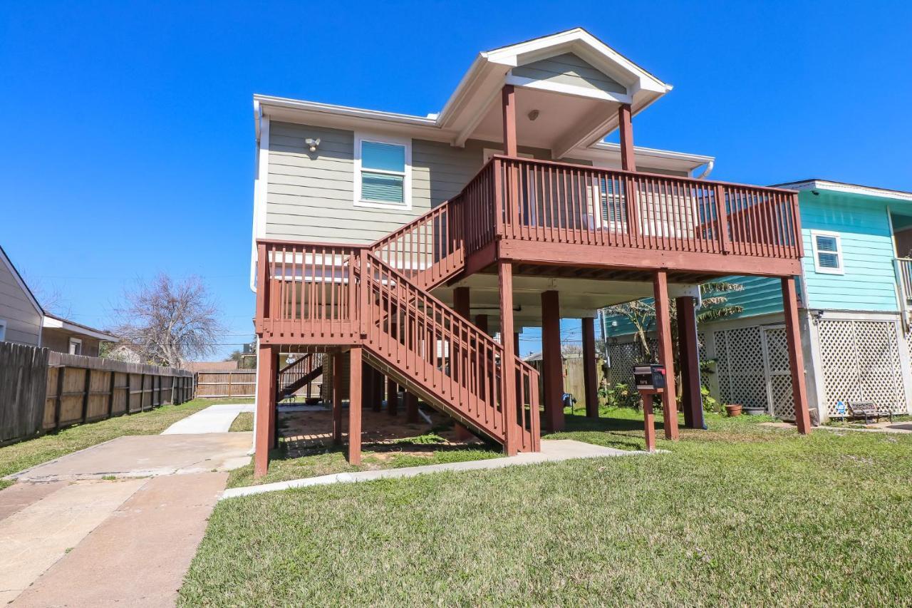 Perfect Location Spacious Yard Coffee Bar At This Lovely Beach Home Galveston Exterior photo